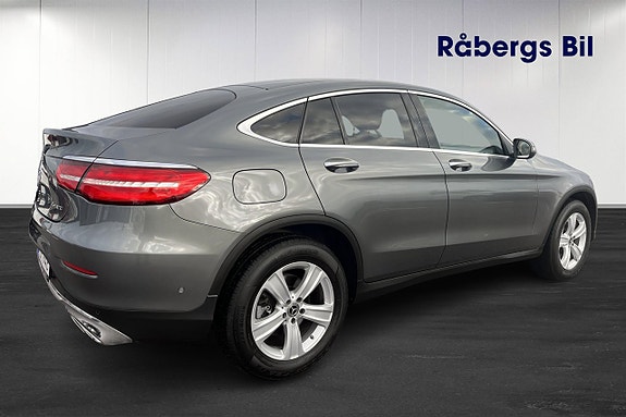 Mercedes-Benz GLC250 4 of 5