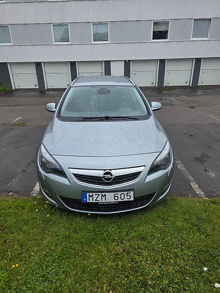 Opel Astra 3 of 5