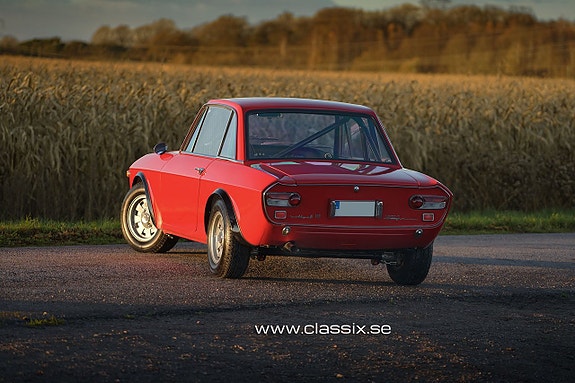 Lancia Fulvia 13 of 30