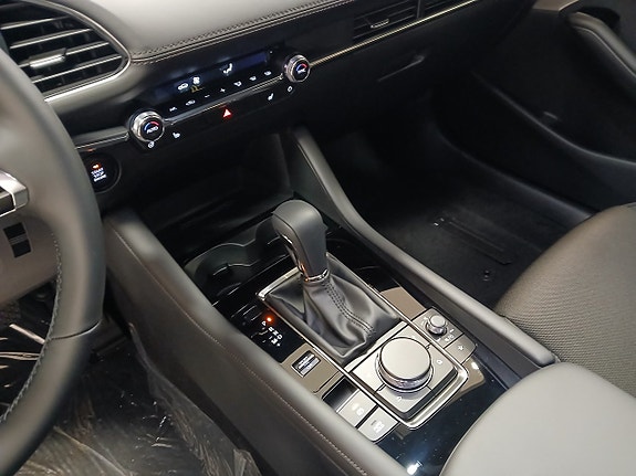 Mazda 3 11 of 17