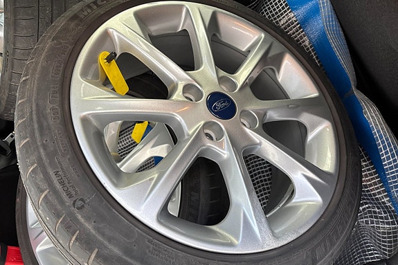 Ford Fiesta 5 of 5