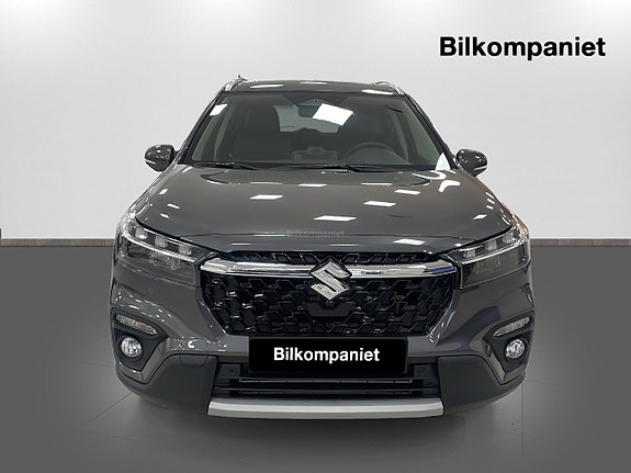Suzuki S-Cross 2 of 5