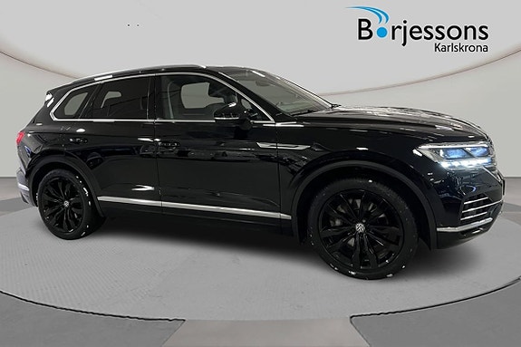 Volkswagen Touareg 2 of 20