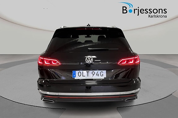 Volkswagen Touareg 6 of 20