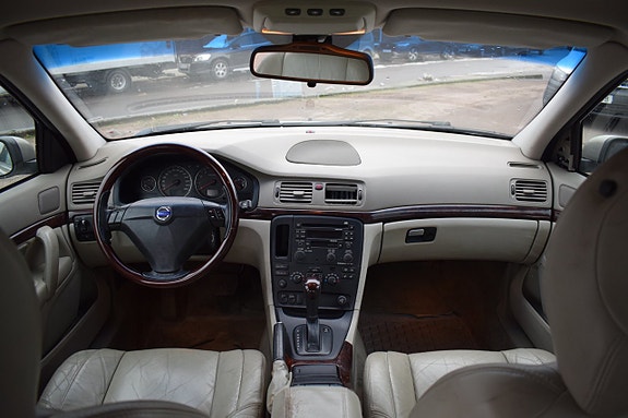Volvo S80 9 of 13