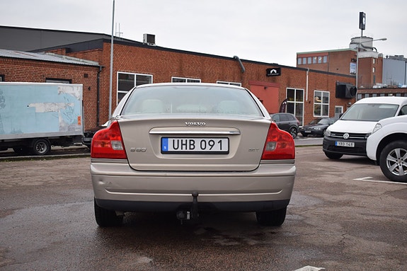 Volvo S80 6 of 13