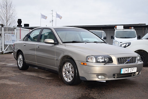 Volvo S80 3 of 13