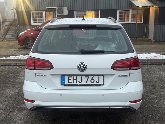 Volkswagen Golf VII 9 of 10