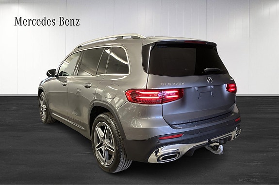 Mercedes-Benz GLB220 d 3 of 26