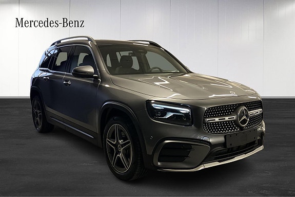 Mercedes-Benz GLB220 d 2 of 26