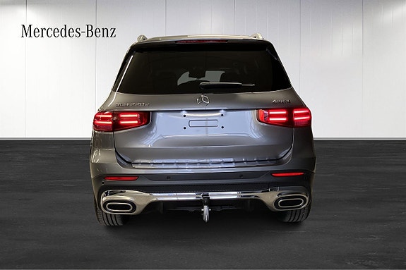 Mercedes-Benz GLB220 d 7 of 26