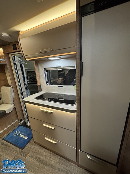 Knaus 650 MEG VAN TI VANSATION "DEMOUTFÖRSÄLJNING" 11 of 21