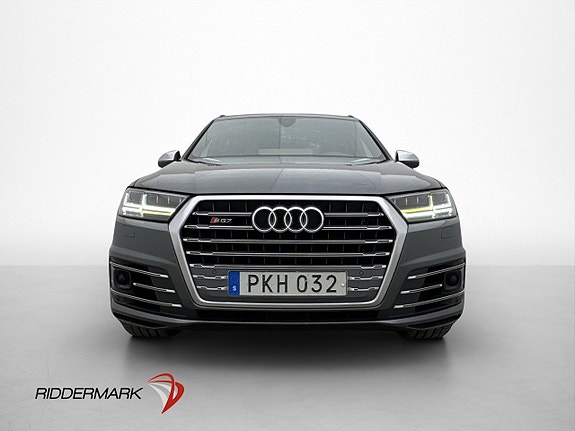 Audi SQ7 2 of 5
