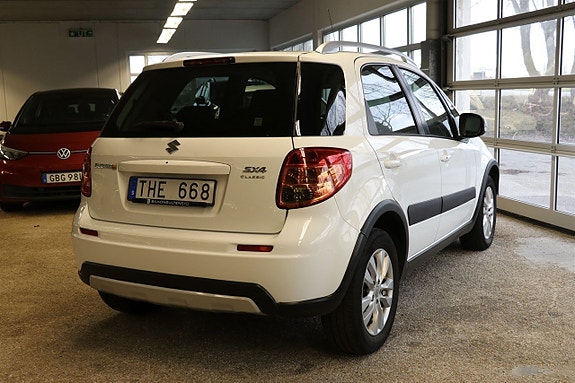 Suzuki SX4 15 of 15