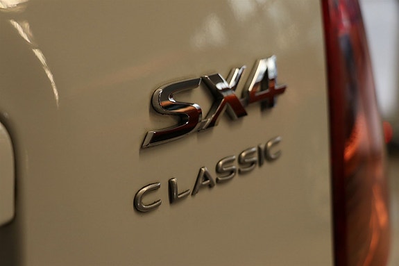 Suzuki SX4 12 of 15