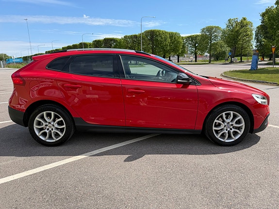 Volvo V40 Cross Country 6 of 19