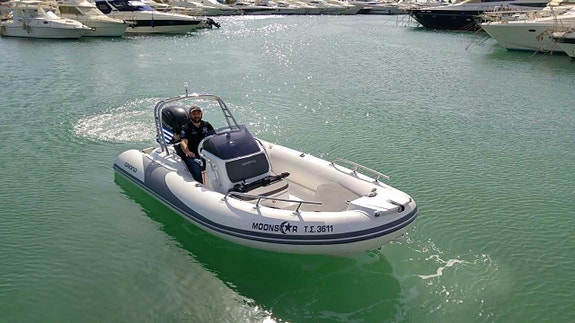 Grand GL 500 BE -26 Mercury F80ELPT -26 12 of 18