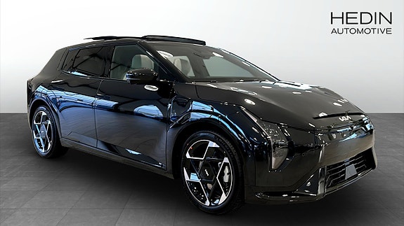 Kia EV4 3 of 10
