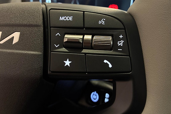 Kia EV4 16 of 23