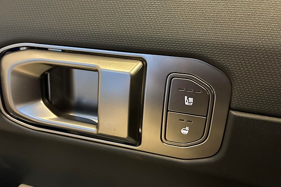Kia EV4 18 of 23