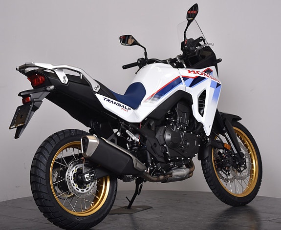 Honda XL750 Transalp Boka din Transalp idag! 15 of 19