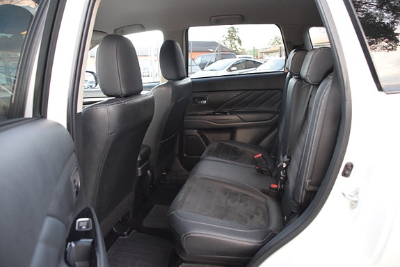 Mitsubishi Outlander 10 of 22