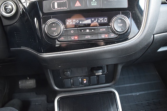 Mitsubishi Outlander 13 of 22