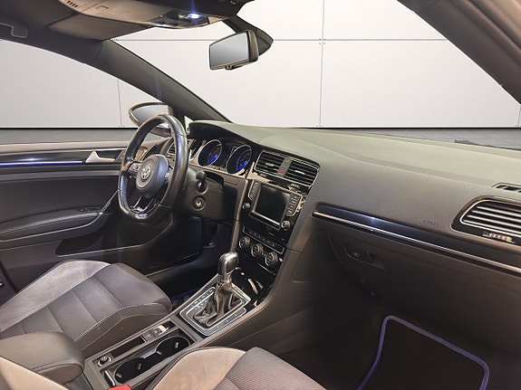 Volkswagen Golf I 14 of 22