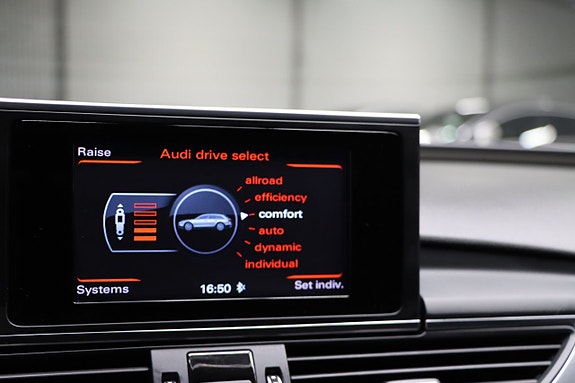 Audi A6 allroad 15 of 16