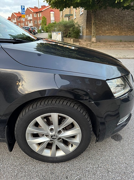 Skoda Octavia 9 of 17
