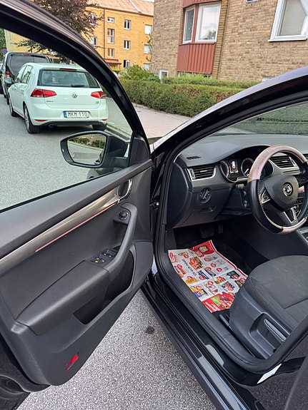 Skoda Octavia 10 of 17