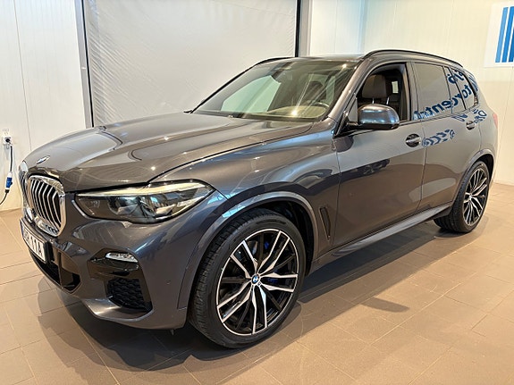 BMW X5 3 of 5