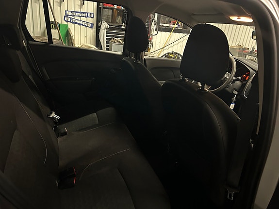 Dacia Logan 7 of 7