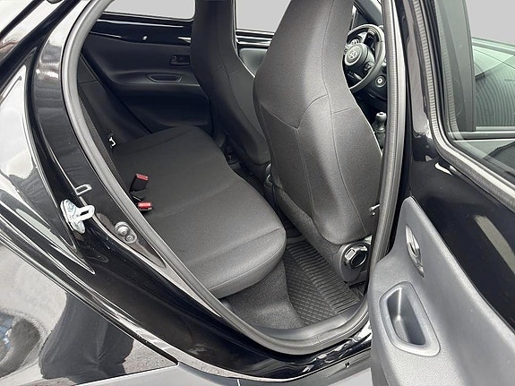 Toyota Aygo X 7 of 10