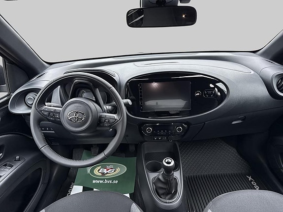 Toyota Aygo X 8 of 10