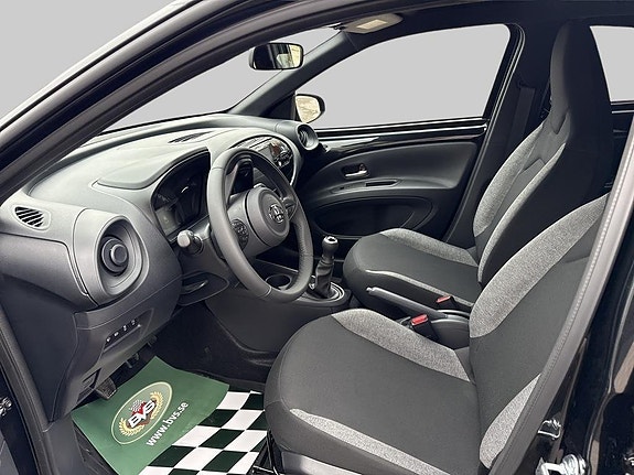 Toyota Aygo X 9 of 10
