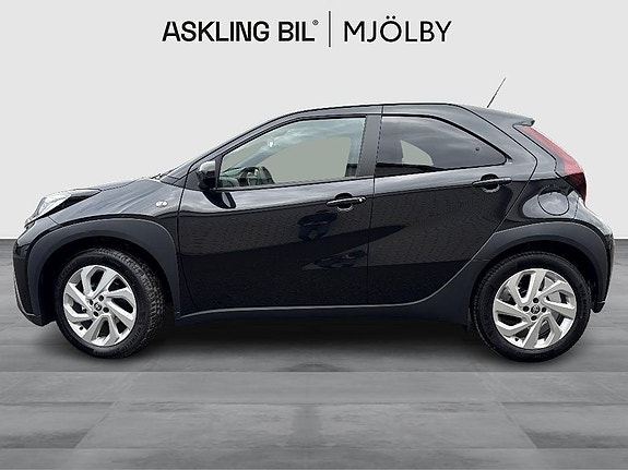 Toyota Aygo X 3 of 5