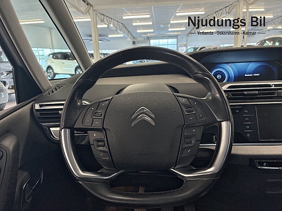 Citroen C4 Picasso 9 of 12