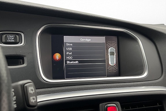 Volvo V40 15 of 21