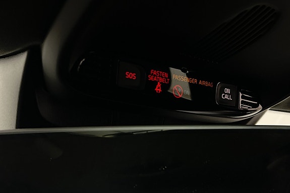 Volvo V40 14 of 21