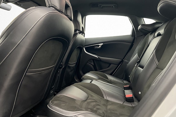 Volvo V40 20 of 21