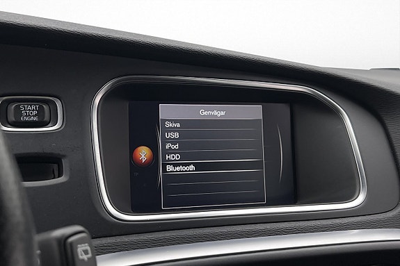 Volvo V40 16 of 21