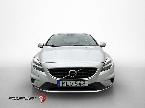 Volvo V40 2 of 21