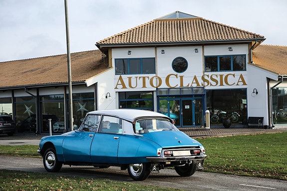 Citroen DS19 6 of 15