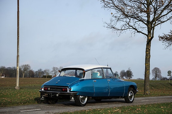 Citroen DS19 8 of 15