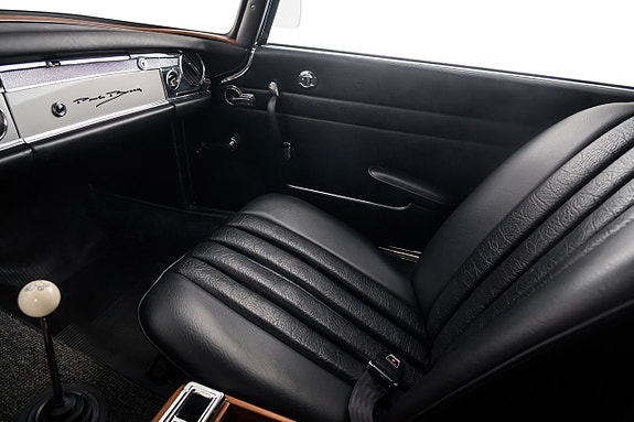 Mercedes-Benz 230 SL 21 of 27
