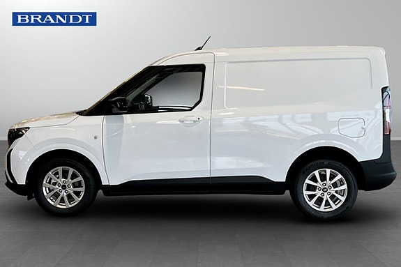 Ford Transit Courier 4 of 5