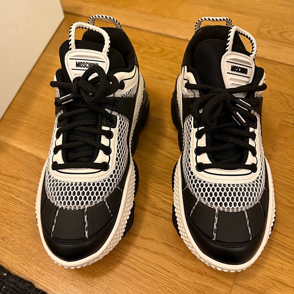 Product image 1 of 4