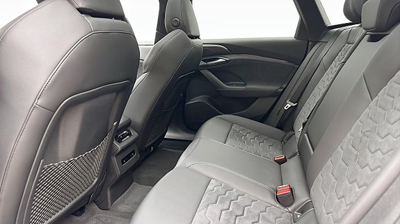 Audi A6 17 of 17