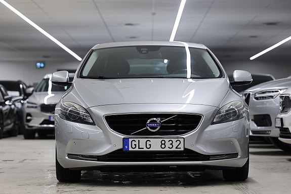 Volvo V40 5 of 21